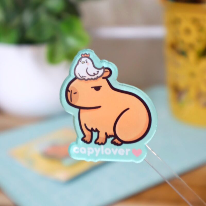 Prendedor Capybara con Gallina 🐓